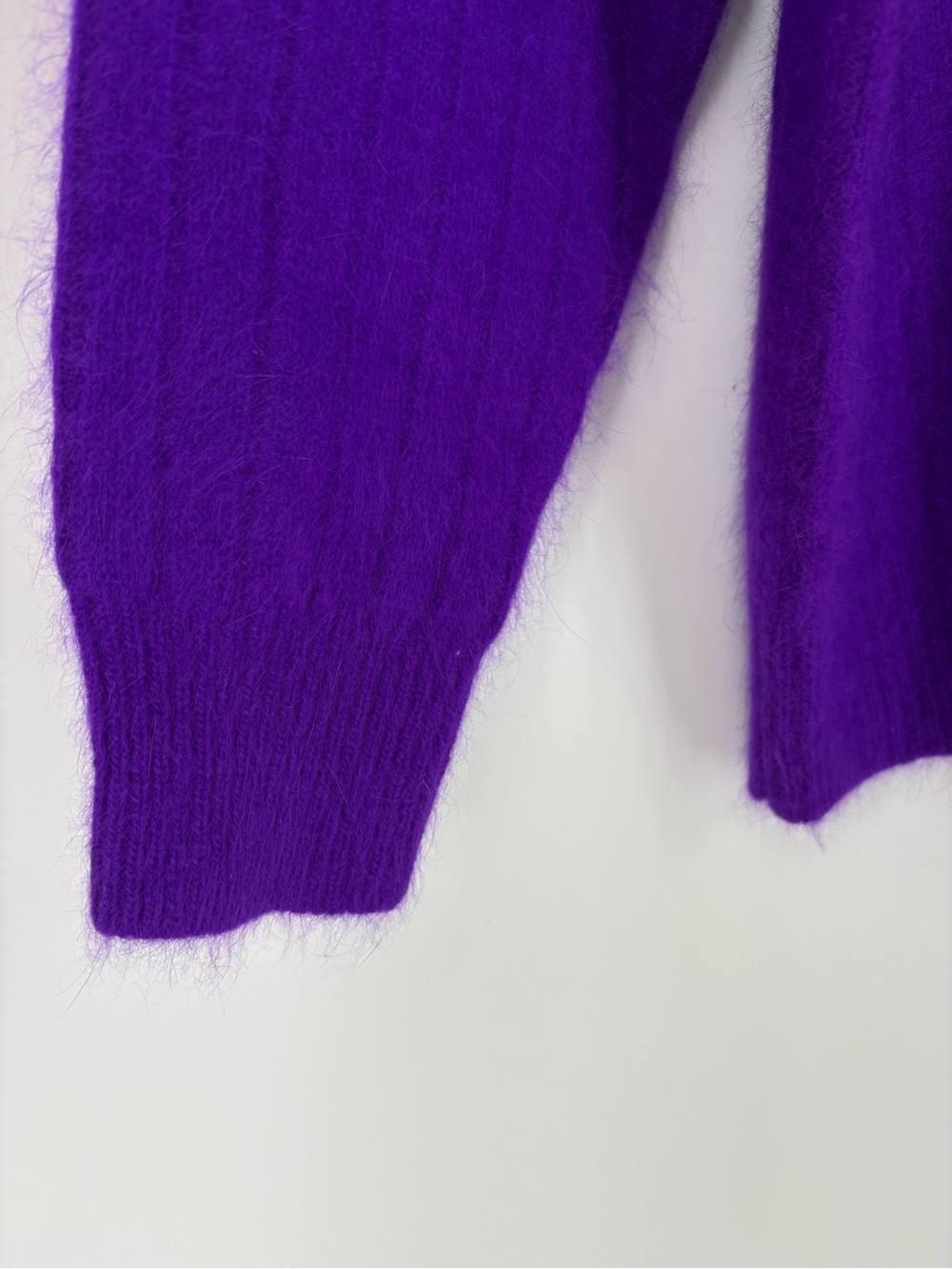 VTG Rafaella Grape Purple Angora Rabbit Hair Lambswool Mock Neck Sweater Large - Picture 15 of 15